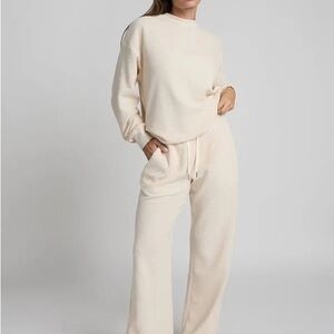 Comfrt Waffle Ivory Lounge Set - Size XS